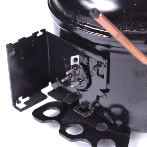 картинка Компрессор холодильника в Сервисном центре «Близнецов»