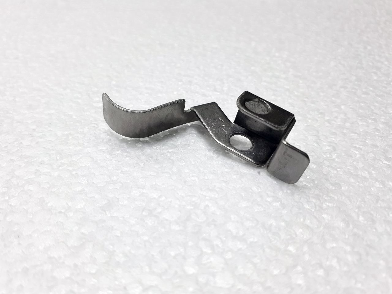 картинка Правый воспламенитель газового гриля в Сервисном центре «Близнецов»