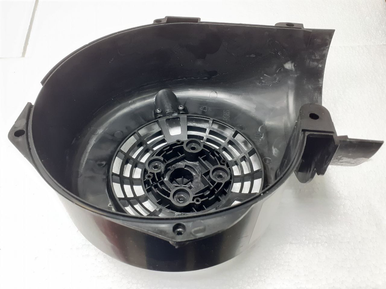 картинка Корпус мотора (правая половина) в Сервисном центре «Близнецов»