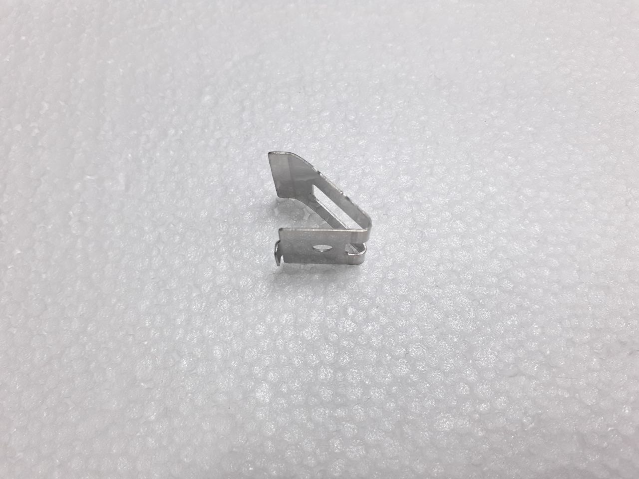 картинка Монтажная скоба варочной поверхности в Сервисном центре «Близнецов»