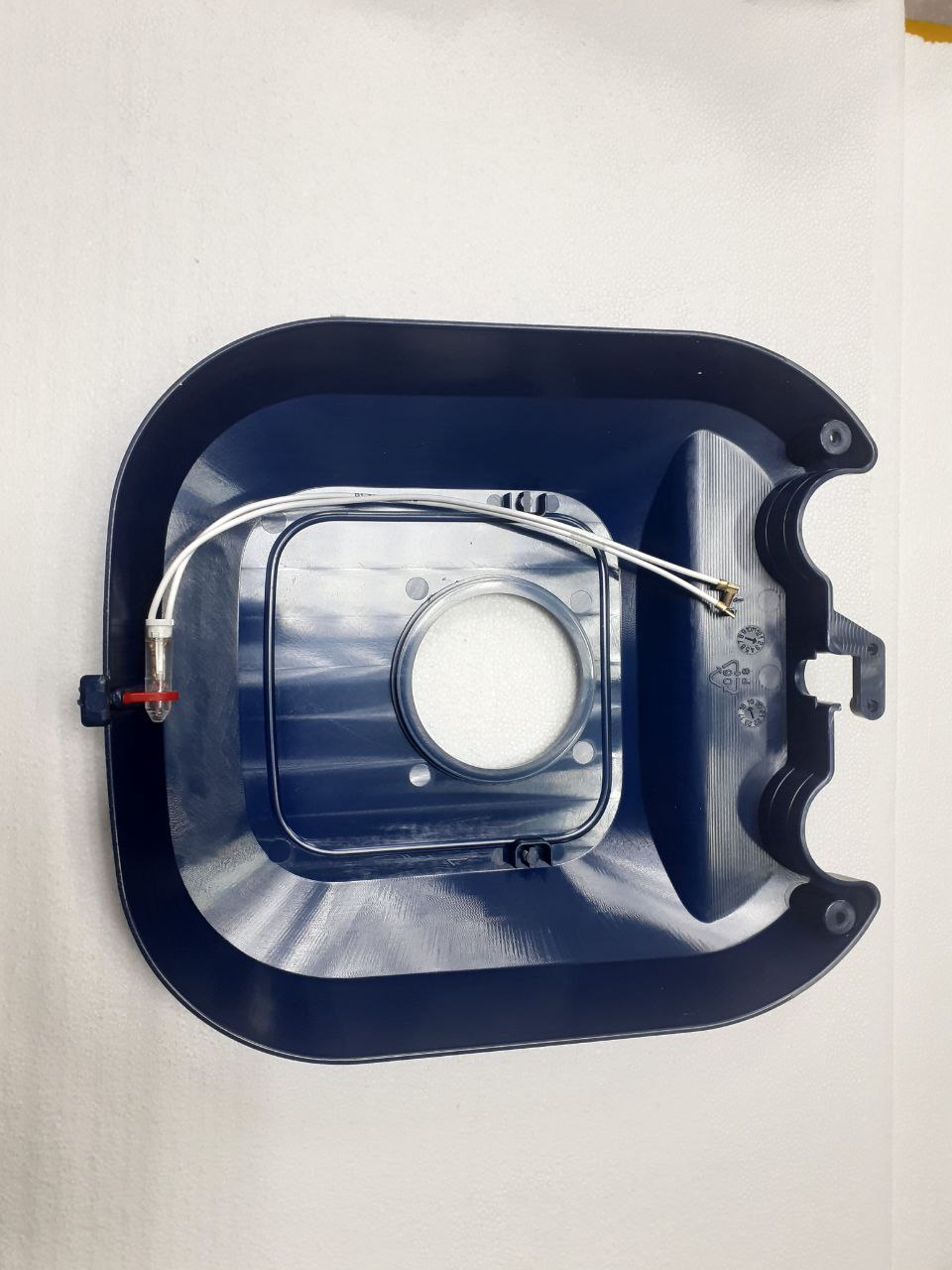 картинка Крышка пластиковая водонагревателя в Сервисном центре «Близнецов»