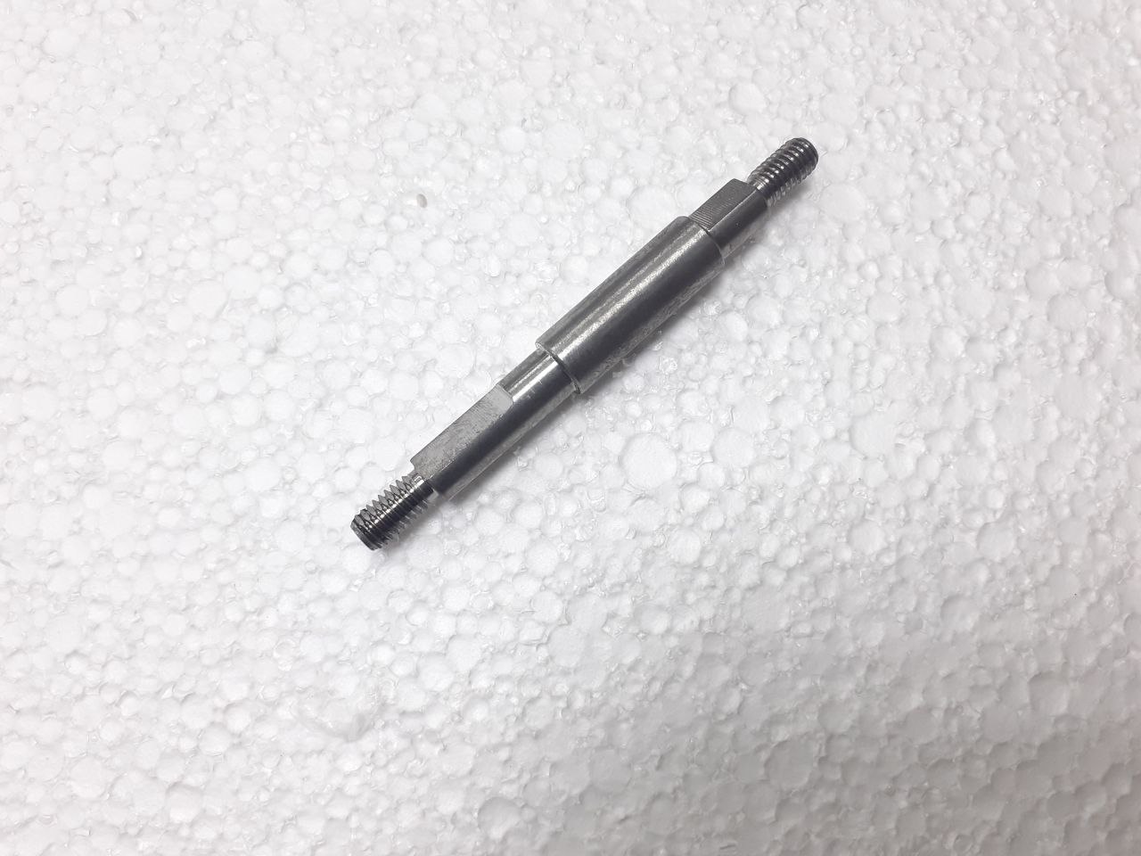 картинка Ось сушильной машины в Сервисном центре «Близнецов»