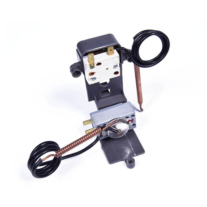 Термостат T100 20A 250V водонагревателя 65150051 ARISTON
