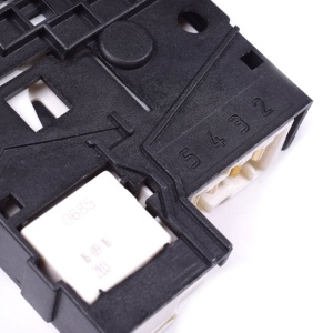 картинка Замок люка стиральной машины в Сервисном центре «Близнецов»