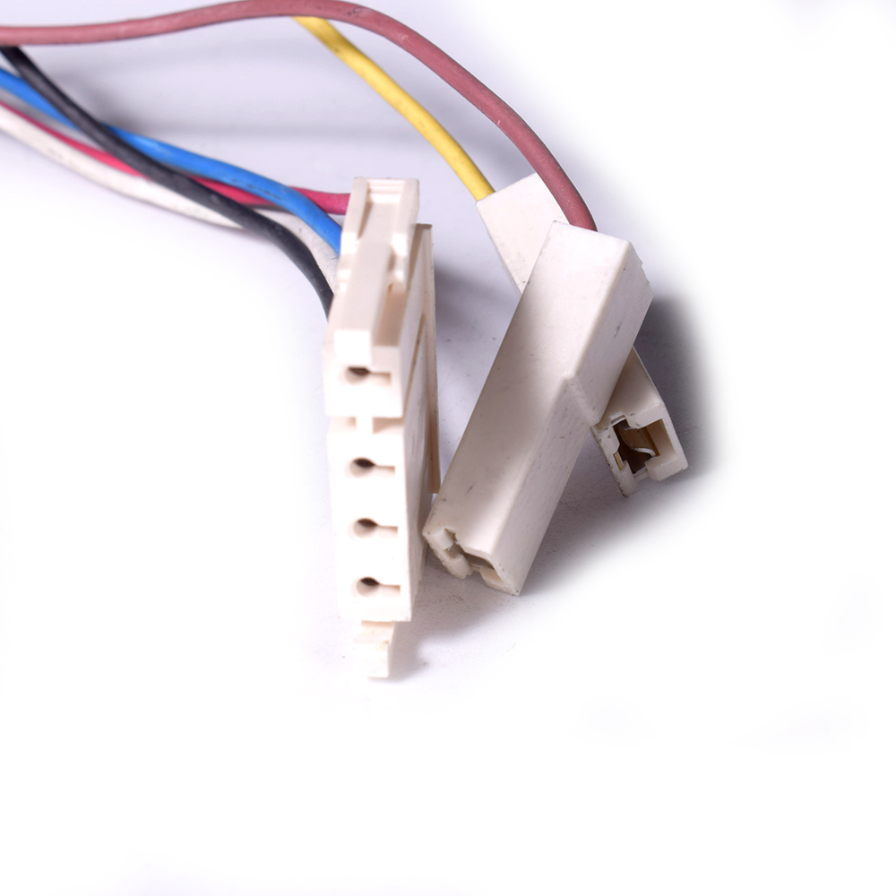 картинка Электродвигатель вытяжки в Сервисном центре «Близнецов»