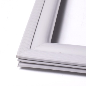 картинка Уплотнитель морозильной камеры холодильника в Сервисном центре «Близнецов»