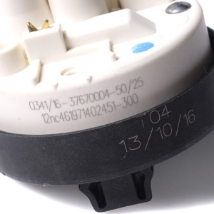 картинка Реле уровня стиральной машины в Сервисном центре «Близнецов»